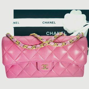 Pink Caviar with Gold, Crossbody Matelasse Classic Gusset Flap Woc Caviar Wallet